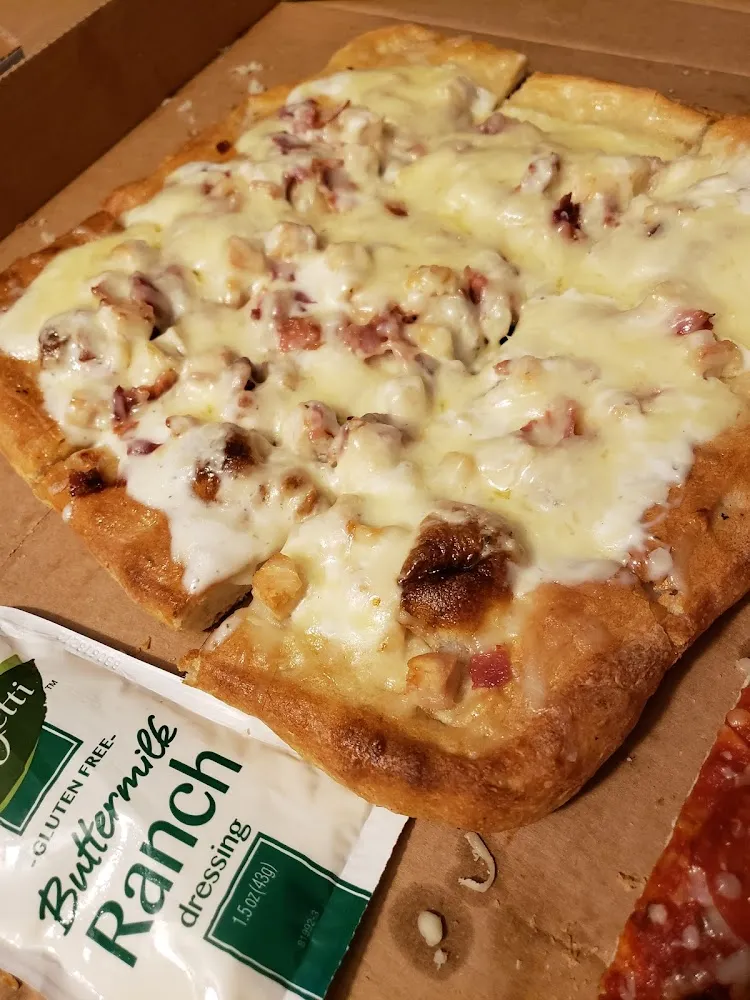 Chicken Bacon Ranch Pizza